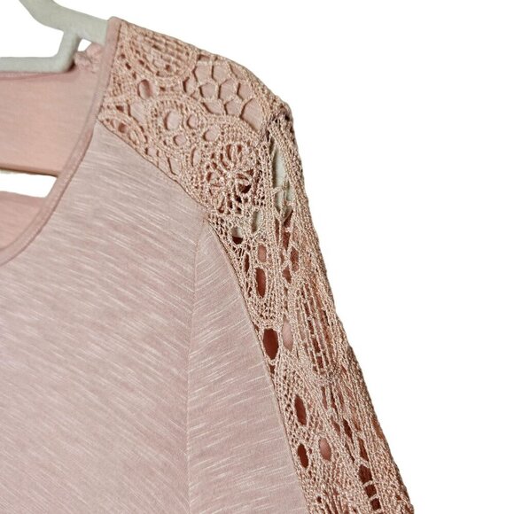 Chico's Women's Light Pink Crochet Long Sleeve Top SZ 2 M Rayon Spandex Stretch - Picture 7 of 9